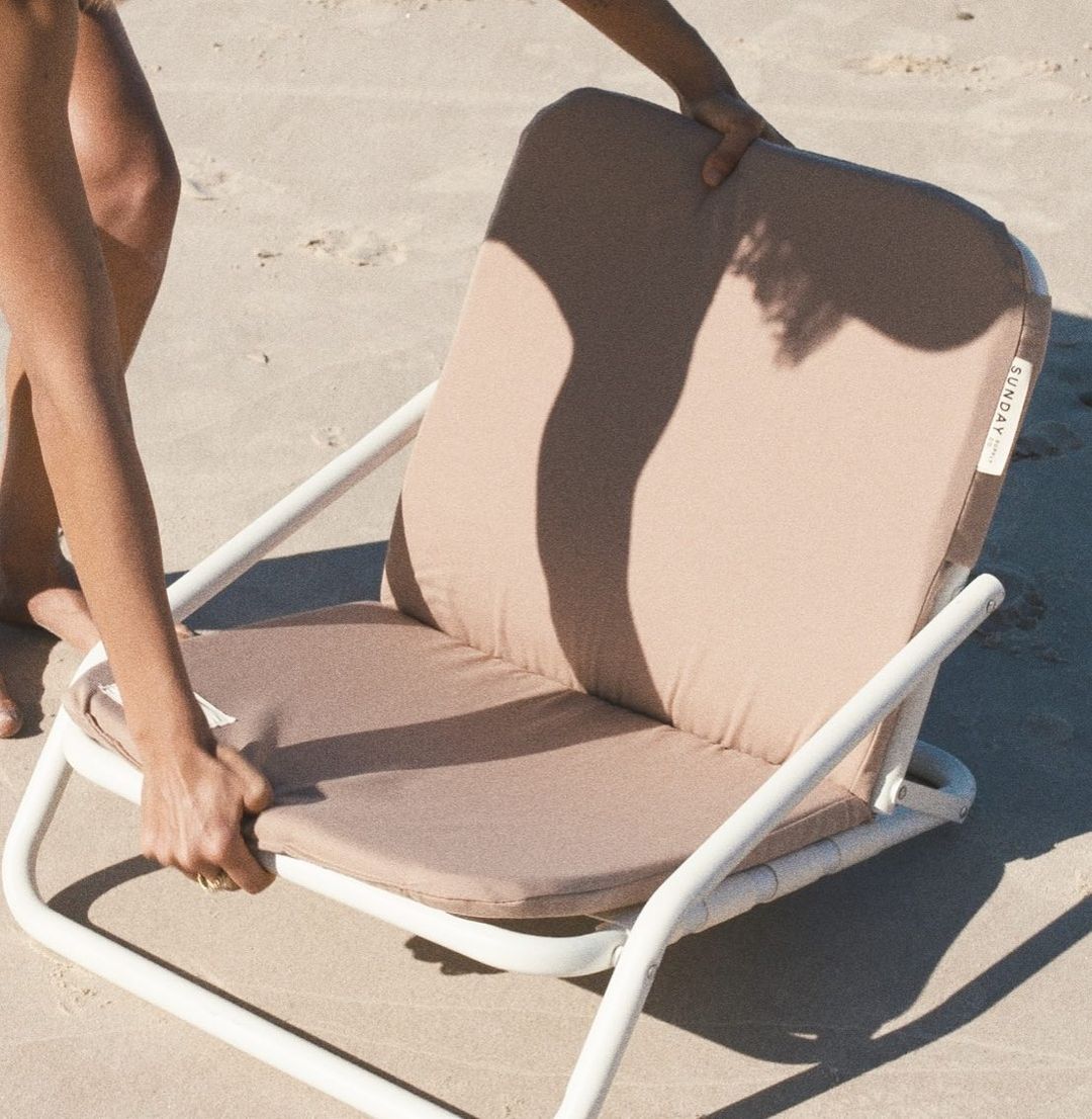 Husk Beach Chair Set